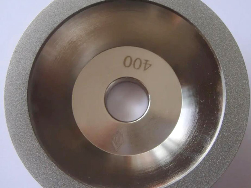 金剛石砂輪出現(xiàn)裂紋是什么原因？如何解決？